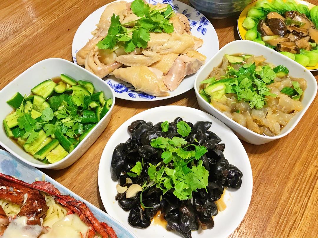 下厨房的小学徒做的夏季凉菜四味碟