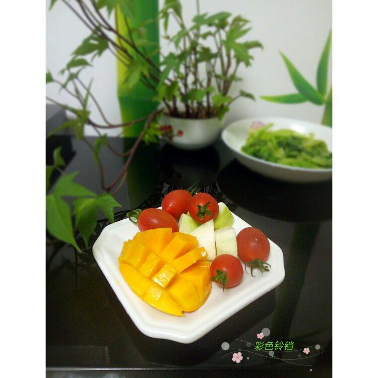 花样芒果（简单的芒果切法）