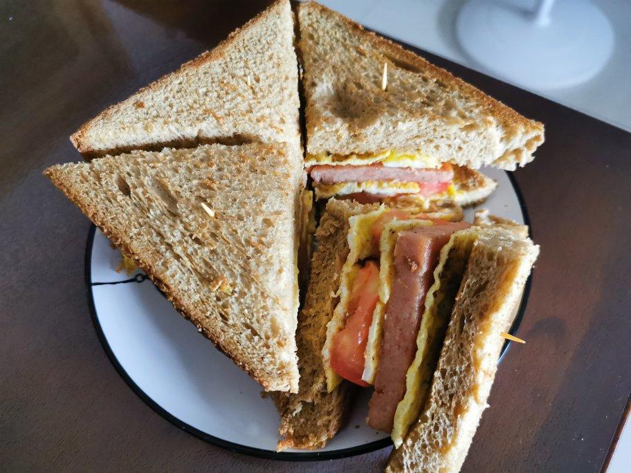 早餐•减脂营养简单三明治