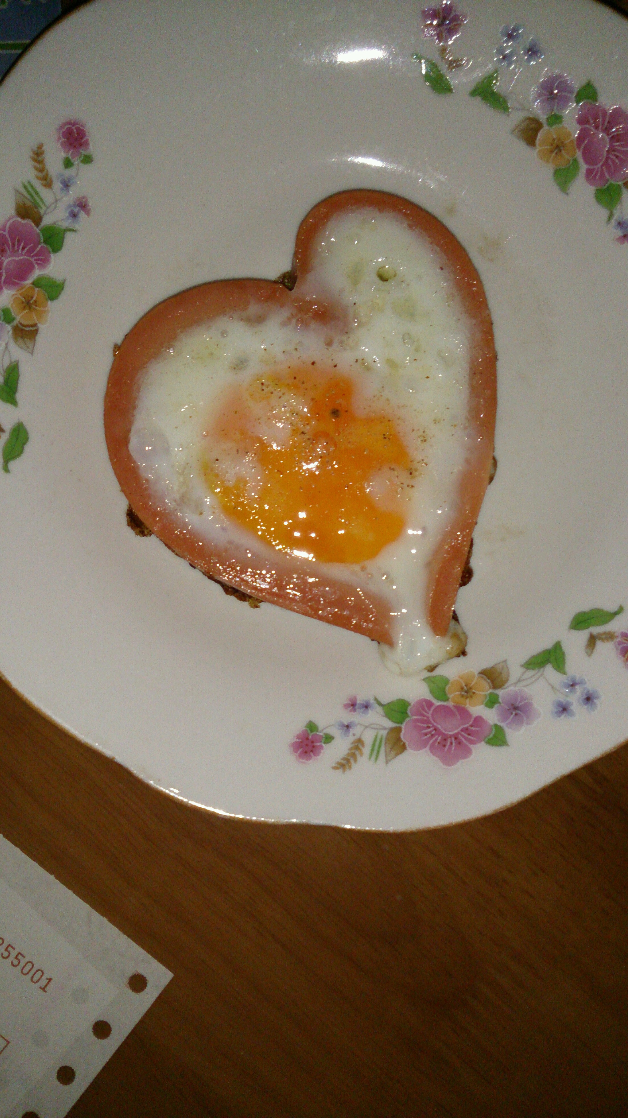 significantothers_做的心形煎鸡蛋