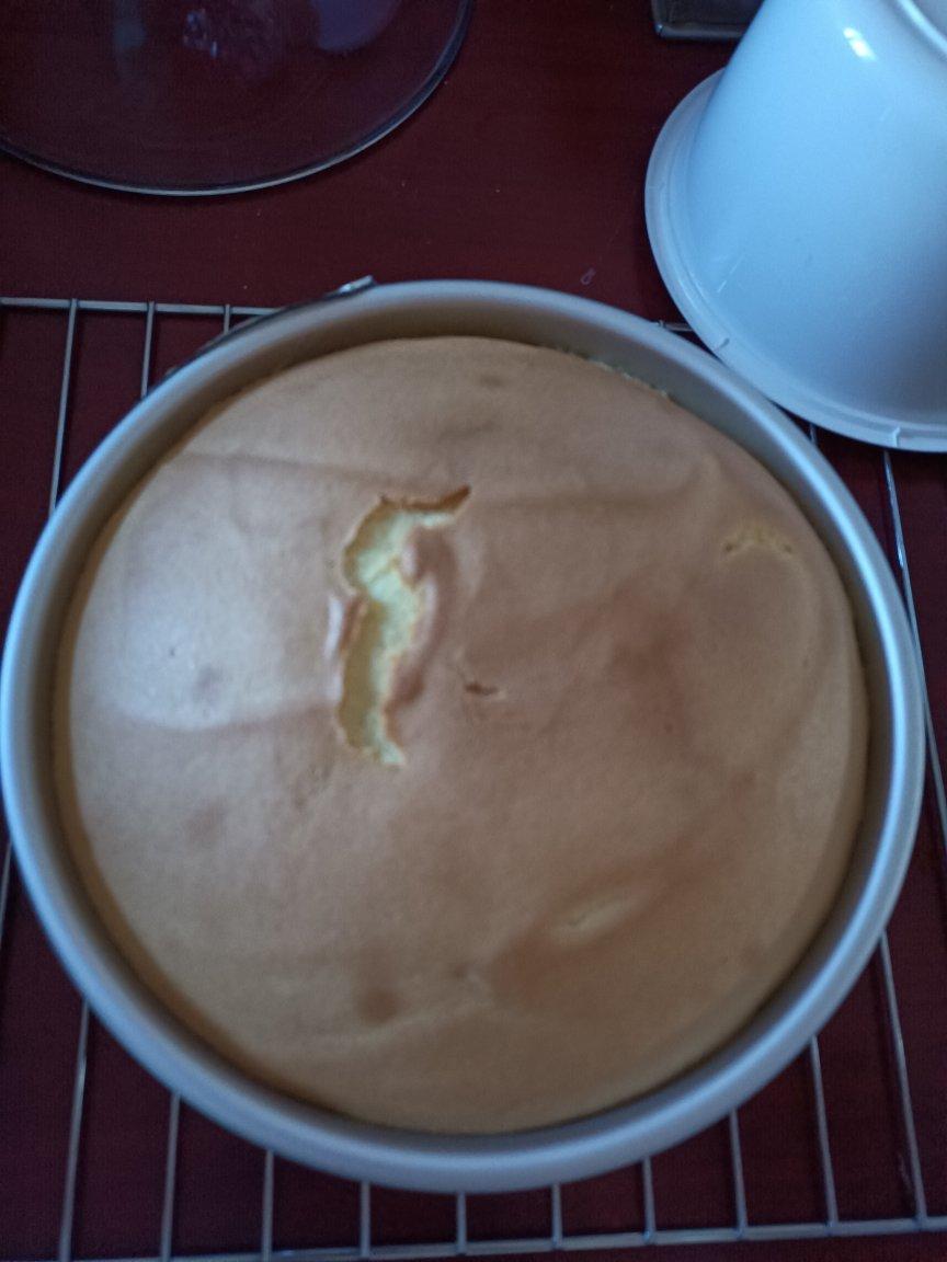 土司盒古早味蛋糕