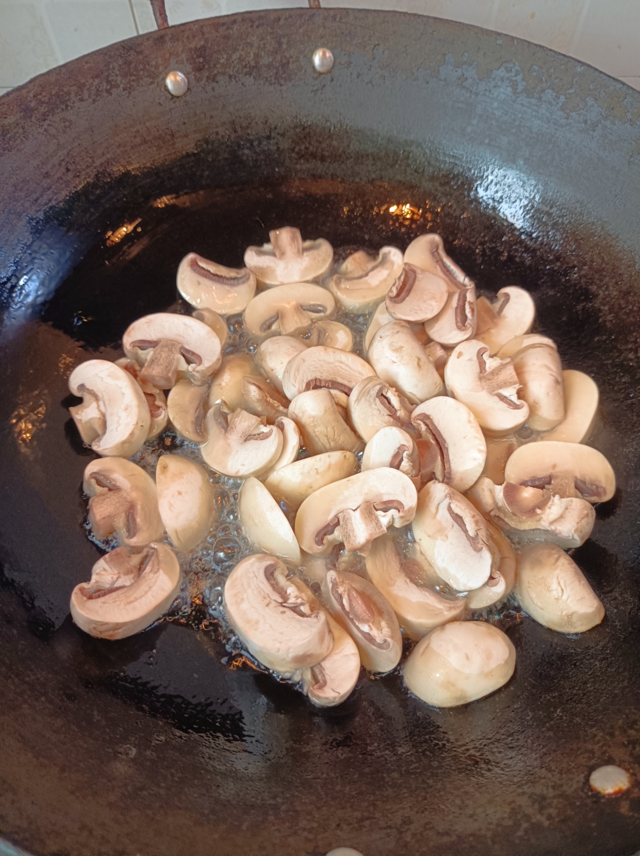 夏季十道素~副菜（一）~白蘑烩丝瓜的做法 步骤4