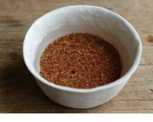牛肉蔬菜红米焖饭的做法 步骤1