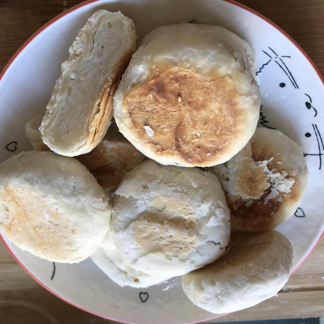 复制街头火爆的紫米酥饼