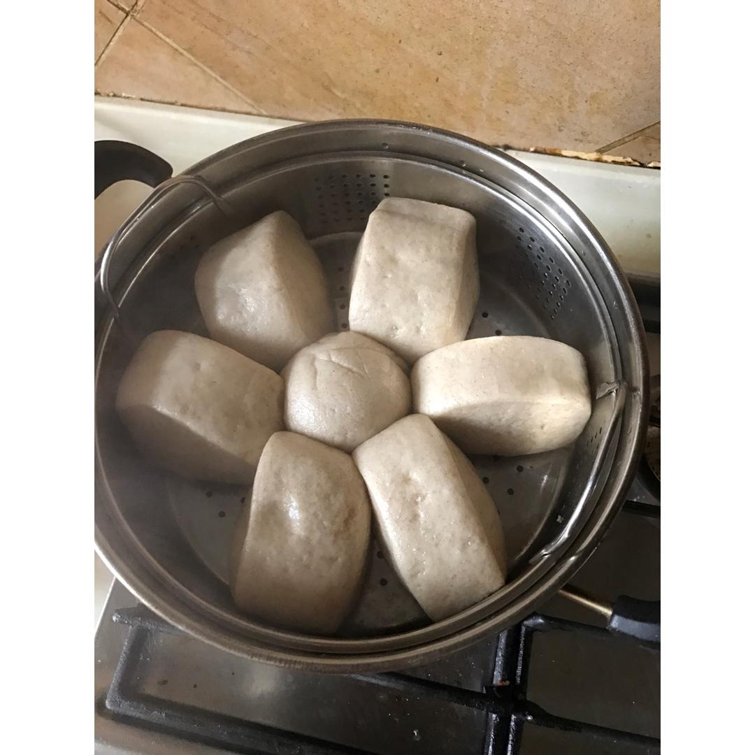 黑麦馒头