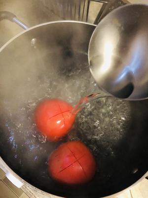 「秋日限定」番茄肥牛米粉的做法 步骤4