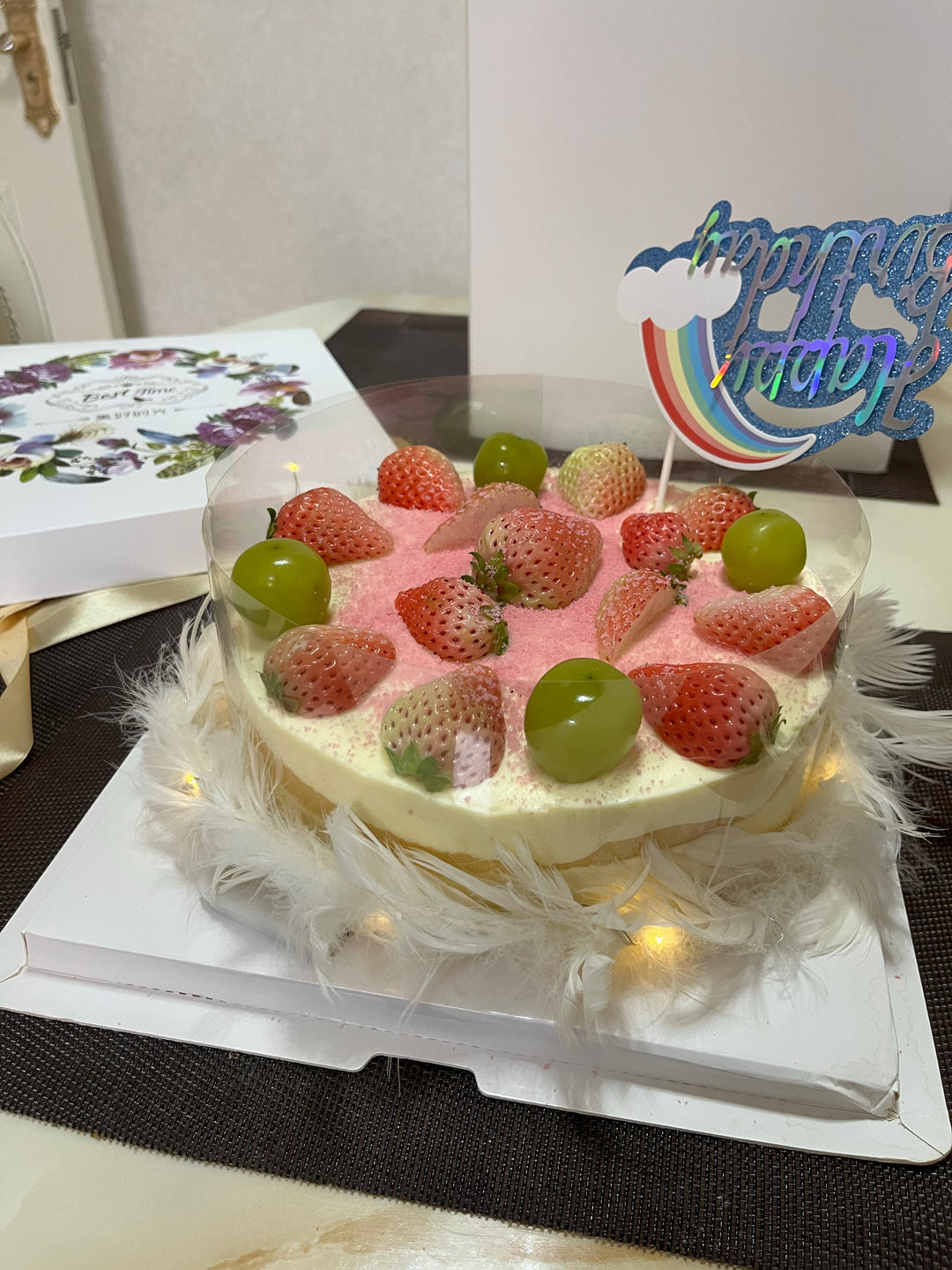 8寸草莓🍓慕斯蛋糕🍰（草莓酱馅）