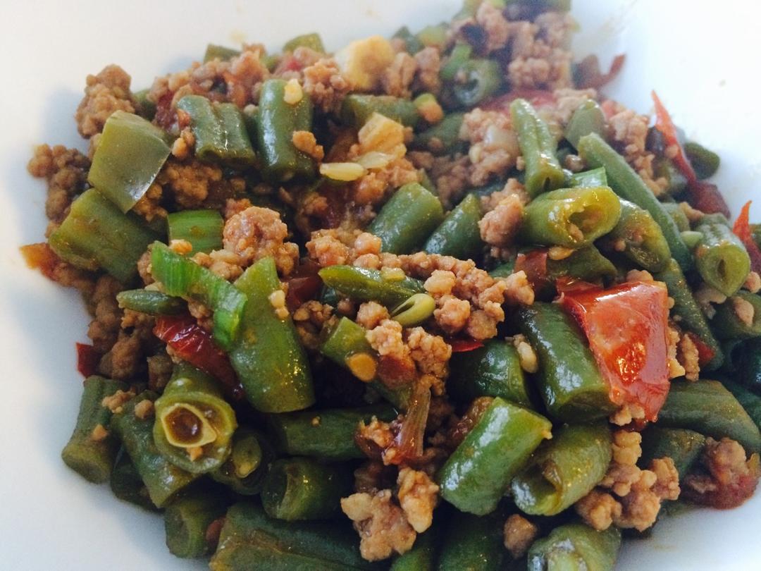 肉沫豆角下饭菜
