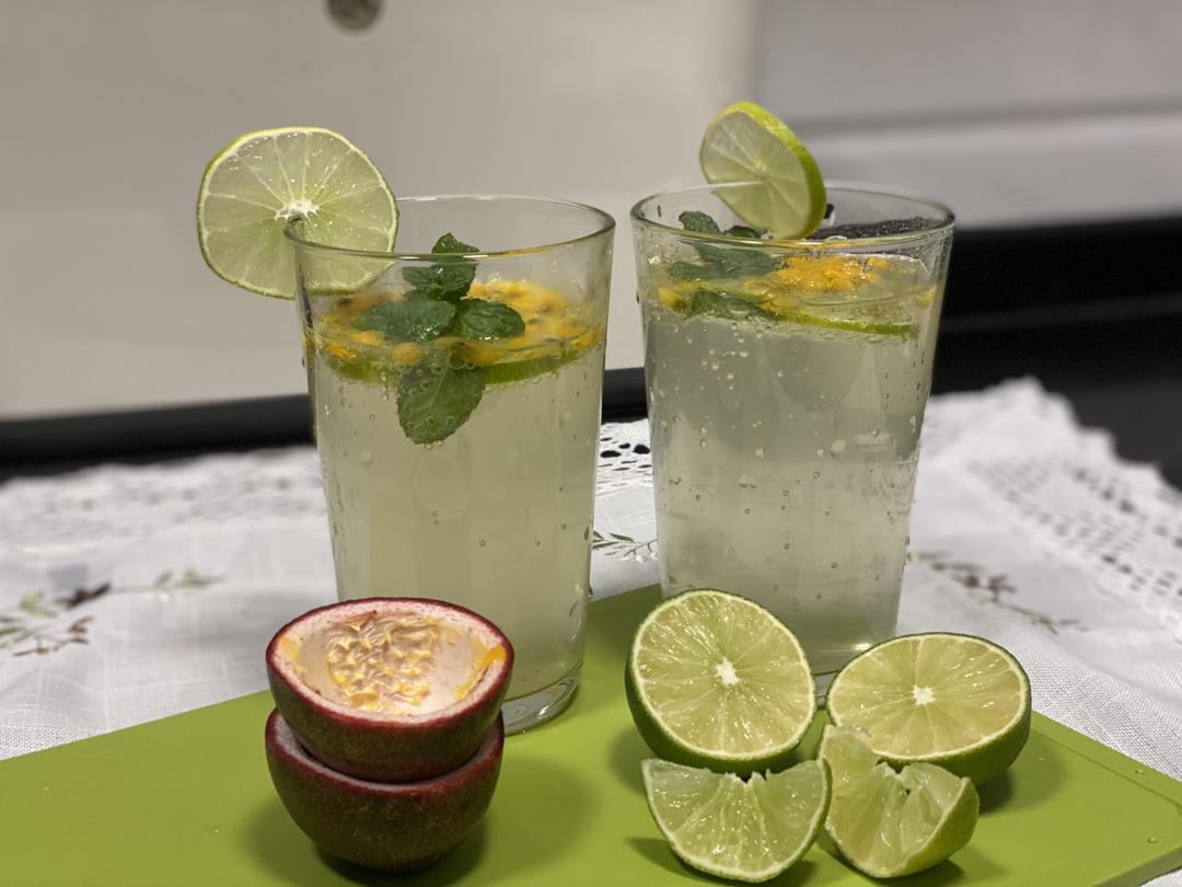 青柠/青桔百香果气泡水/夏日必备