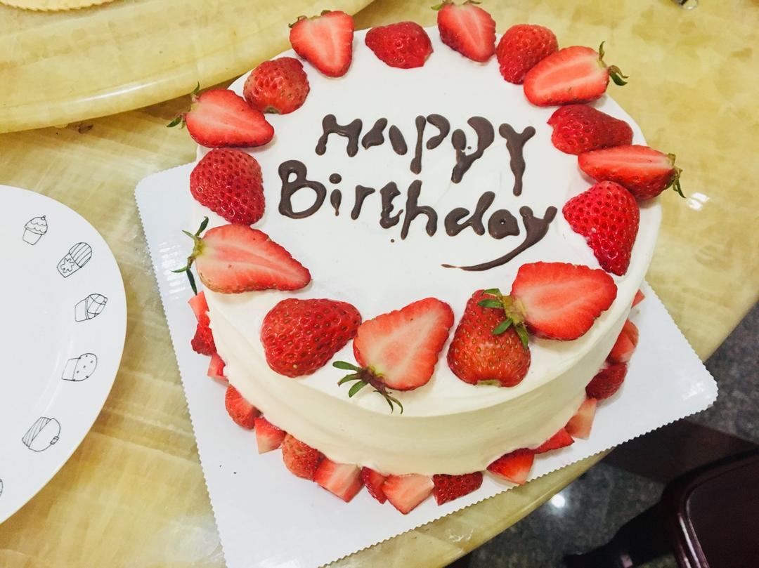 可可草莓裸蛋糕