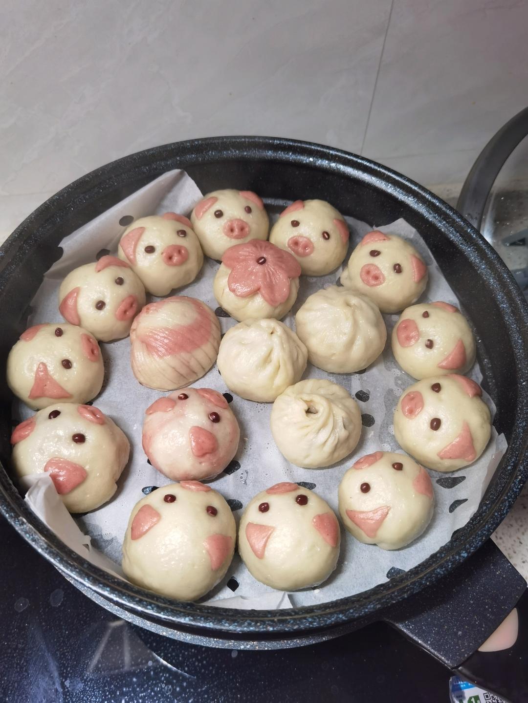可爱的小猪豆沙包