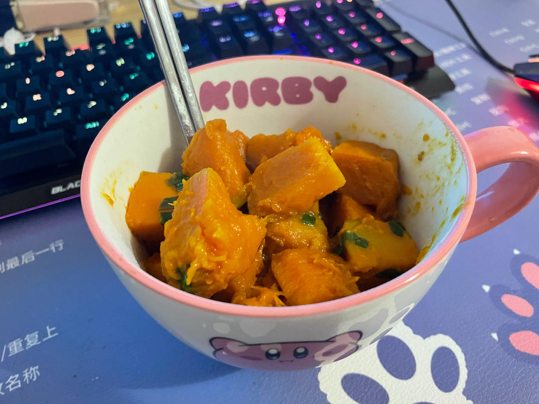 猪肉都不换的焖南瓜～吃起来糯糯甜甜咸咸的！