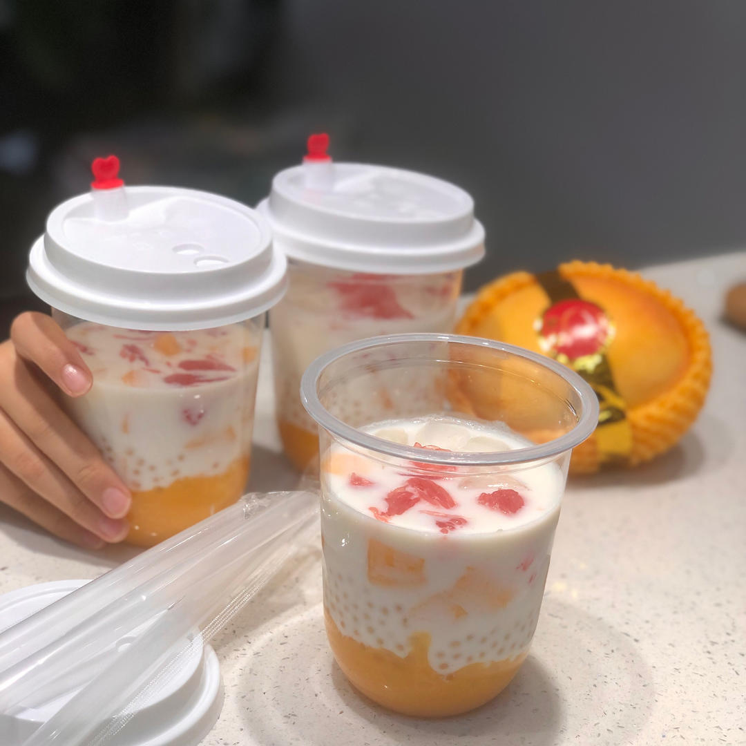 港式甜品——杨枝甘露(芒果西米露)附芒果花切法