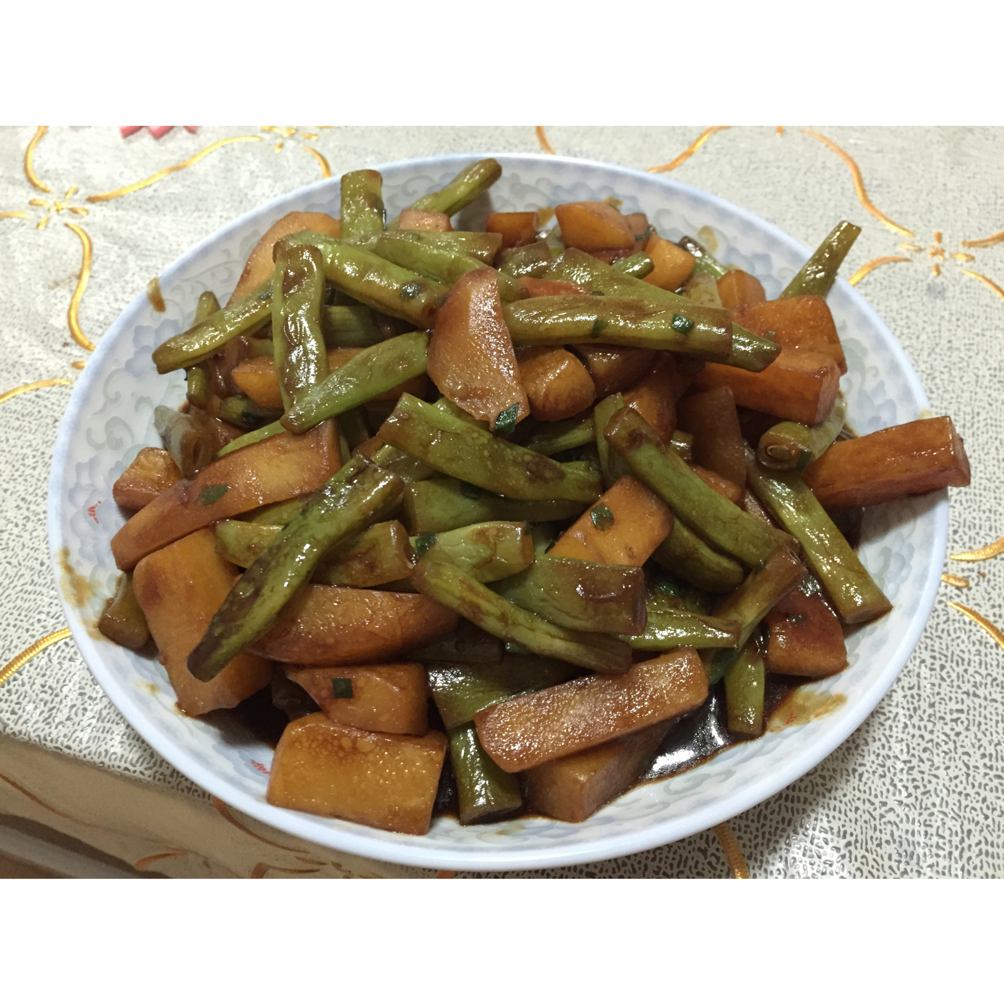土豆炖豆角
