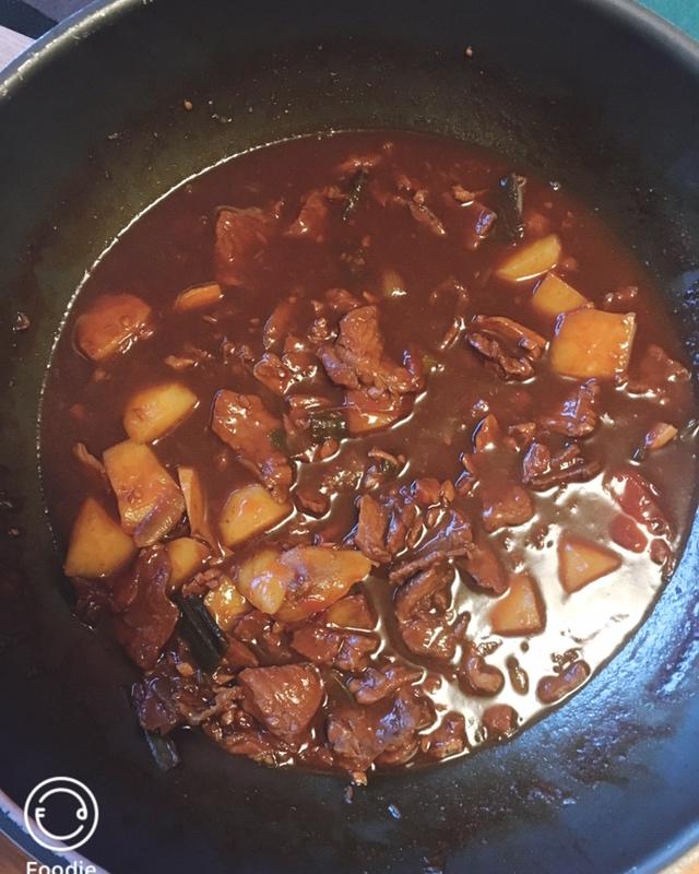 土豆炖牛肉