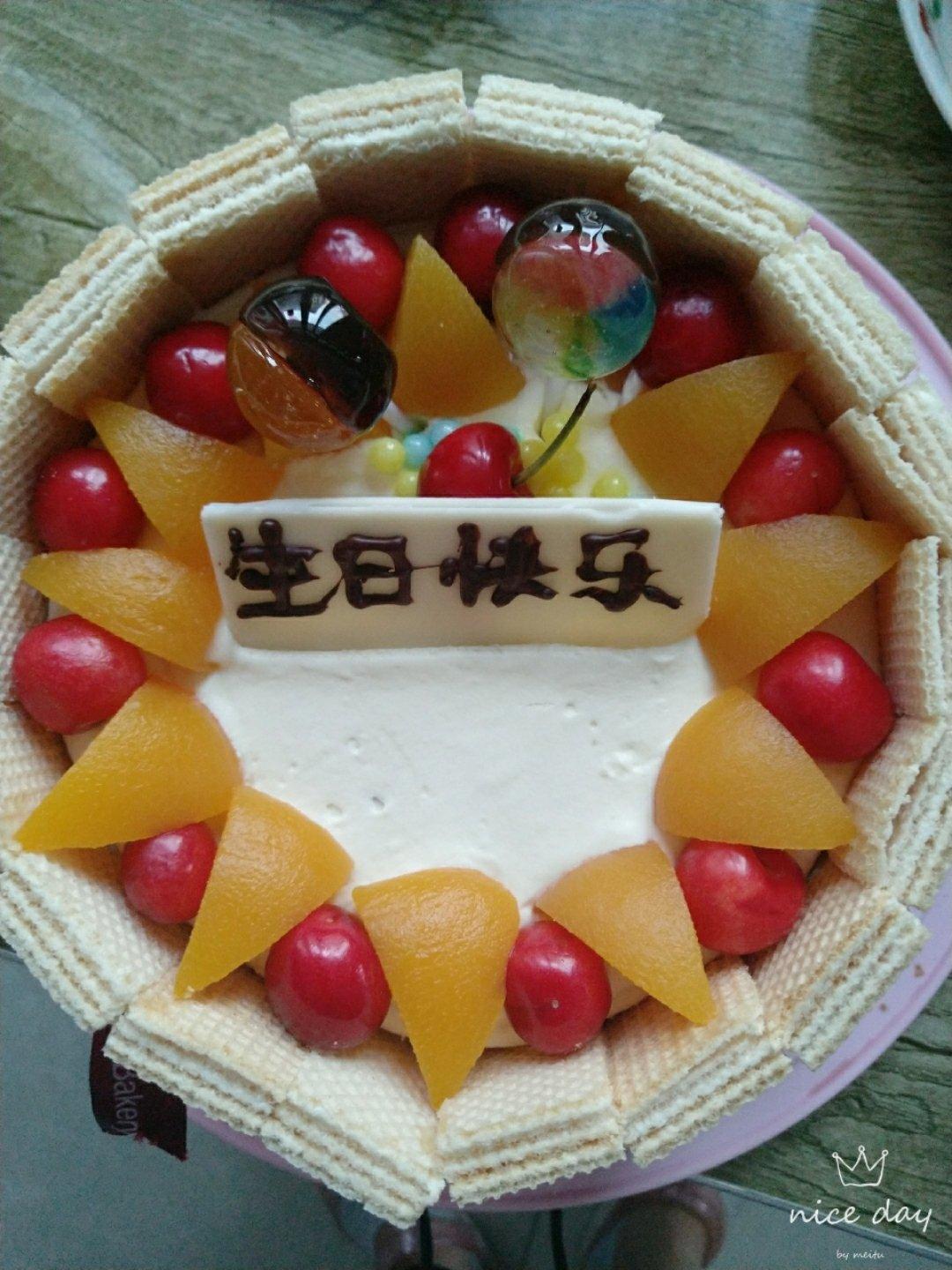 生日蛋糕教程【威化饼干围边】