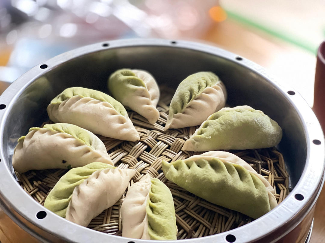 清新治愈系🌿菠菜双色柳叶包｜彩色包子