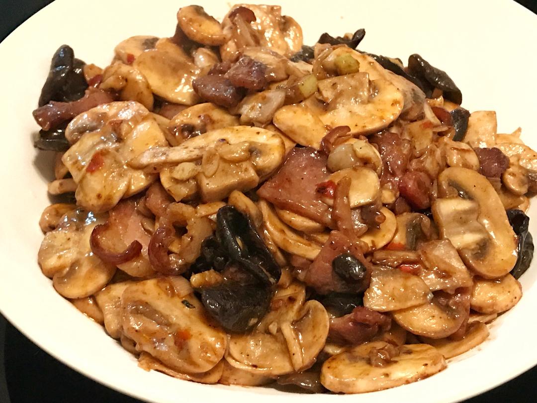 蘑菇炒腊肉