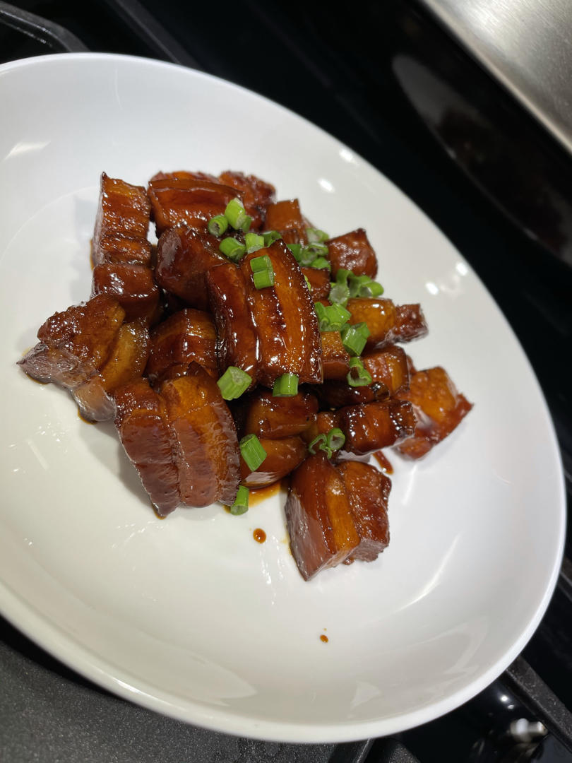 厨师长教你：“红烧肉”的家常做法，肉香四溢肥而不腻