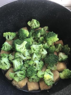 豆腐泡塞肉配西兰花🥦的做法 步骤9