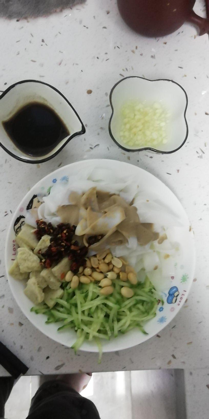 家庭版凉皮，面皮的做法