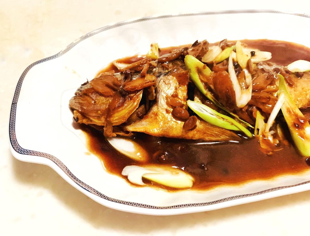 酱焖黄花鱼，胶东风味家常菜
