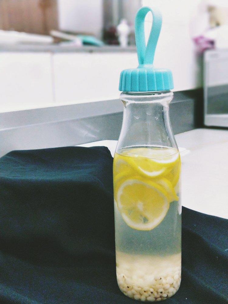 柠檬薏米水