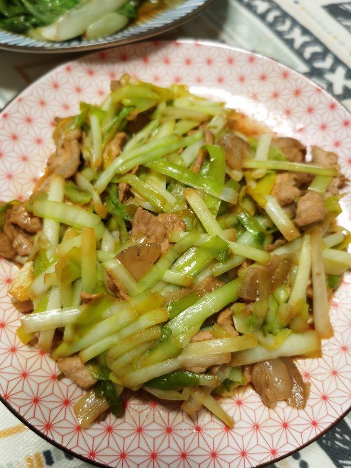 韭菜苔炒肉丝