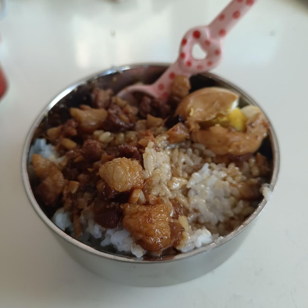 香菇卤肉饭造起来