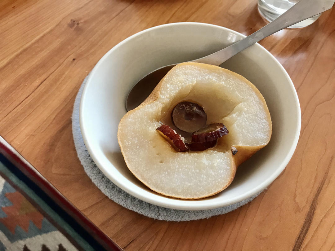 冰糖红枣蒸梨
