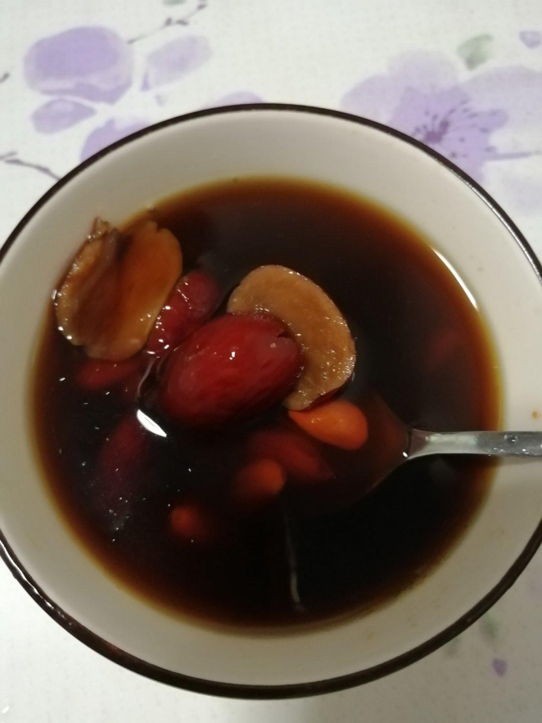 红枣红糖姜茶（养生暖宫）