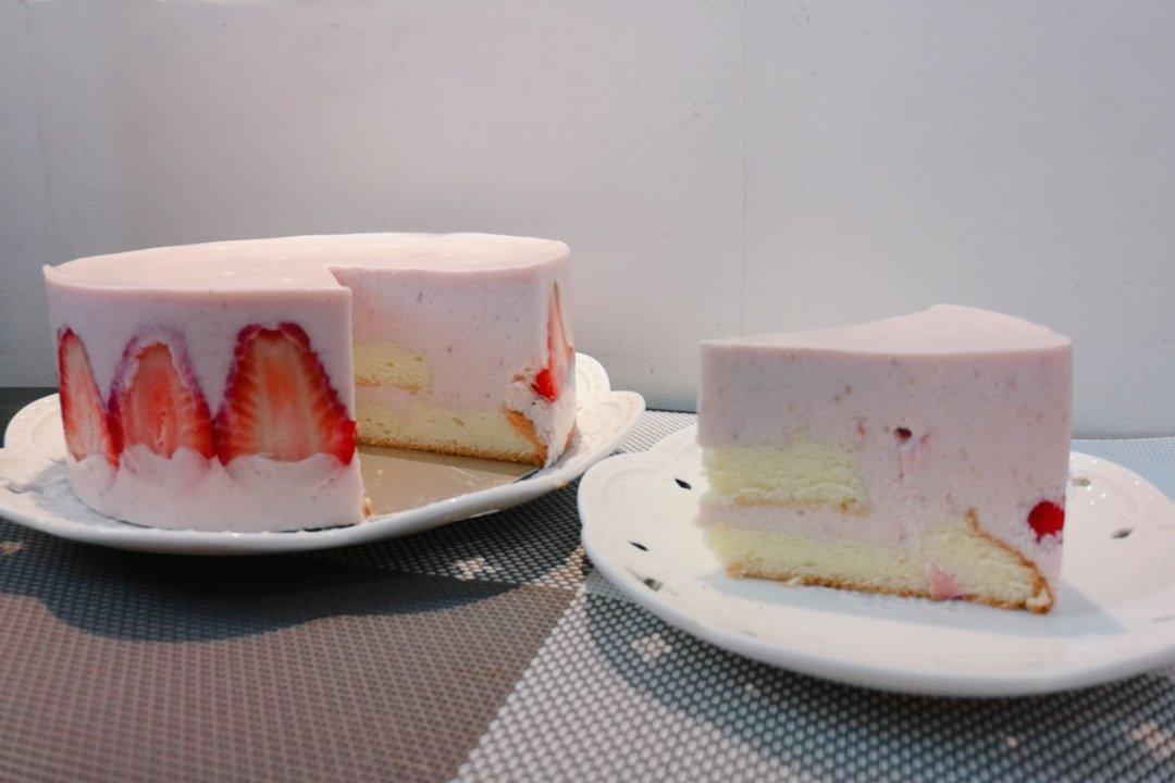 巧克力草莓慕斯蛋糕