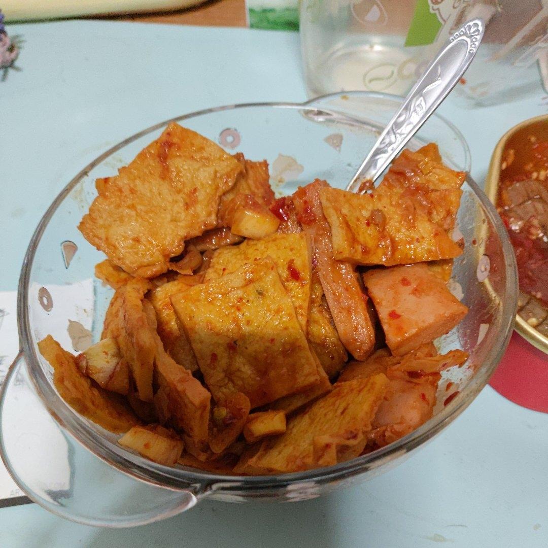 酸甜辣白菜炒年糕&鱼饼