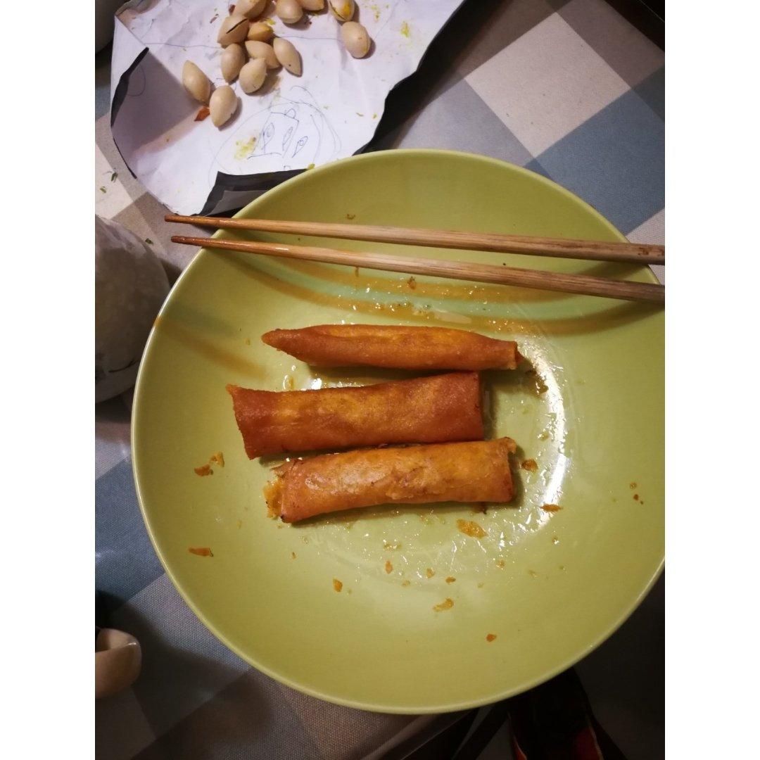 荠菜春卷
