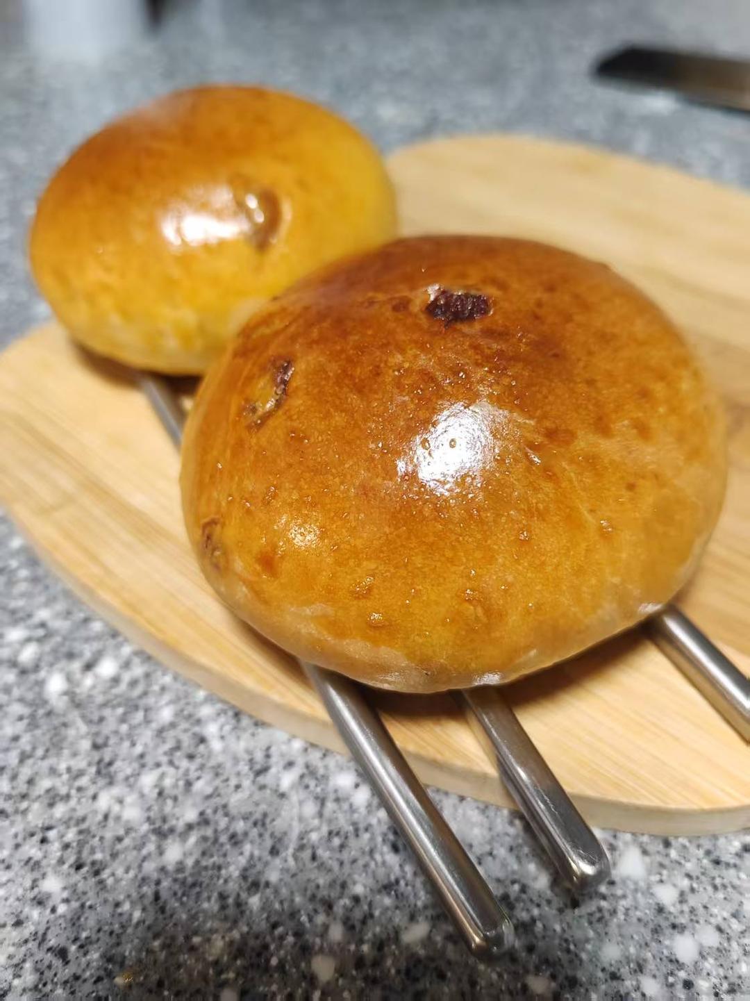 奶油提子小餐包