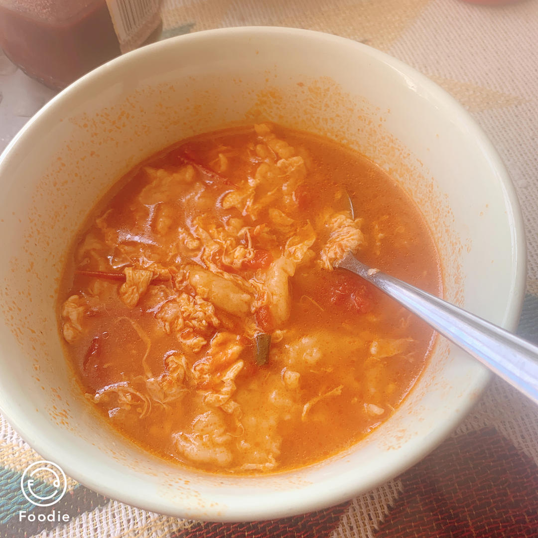 西红柿鸡蛋疙瘩汤