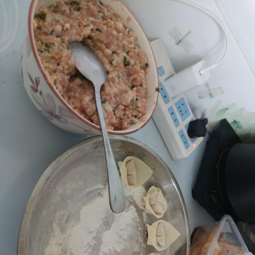 肉不柴的馄饨馅