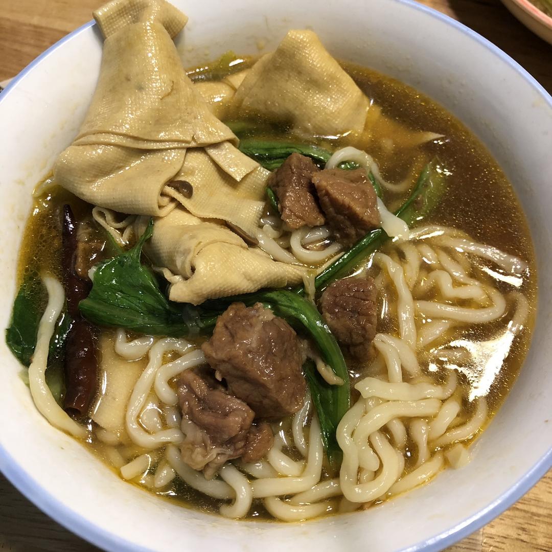 红烧牛肉面