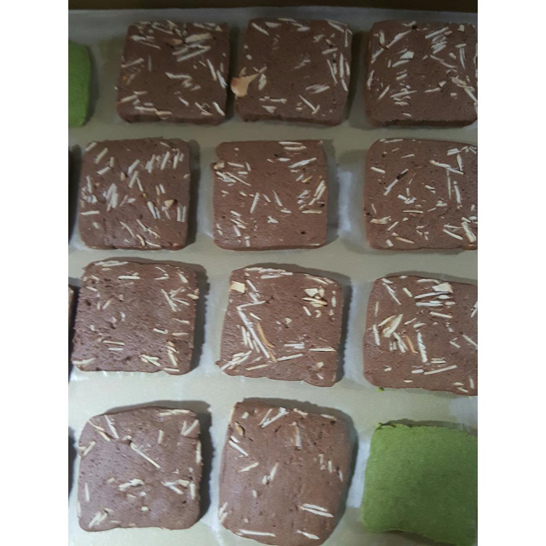 巧克力杏仁曲奇饼干