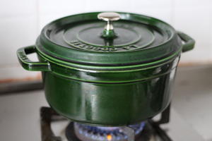 山药芹菜肉末粥——Staub珐琅铸铁锅的做法 步骤9