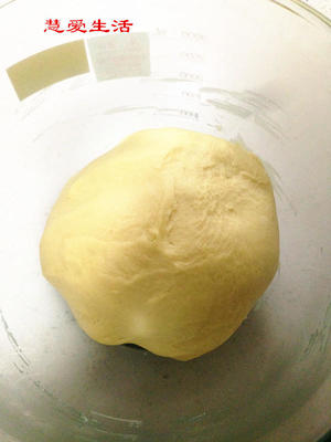 肉松蛋黄面包的做法 步骤1