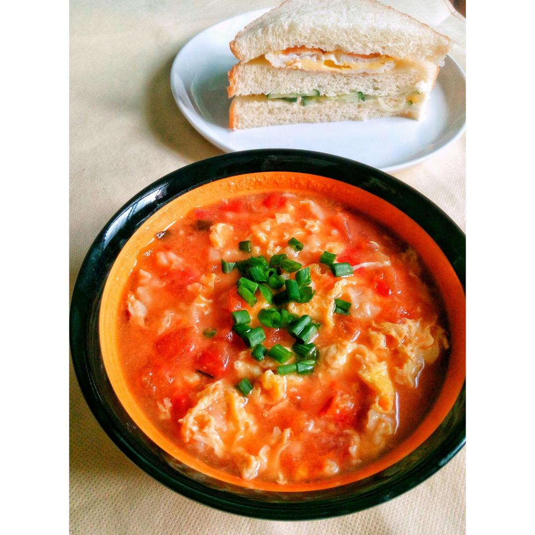 西红柿鸡蛋疙瘩汤