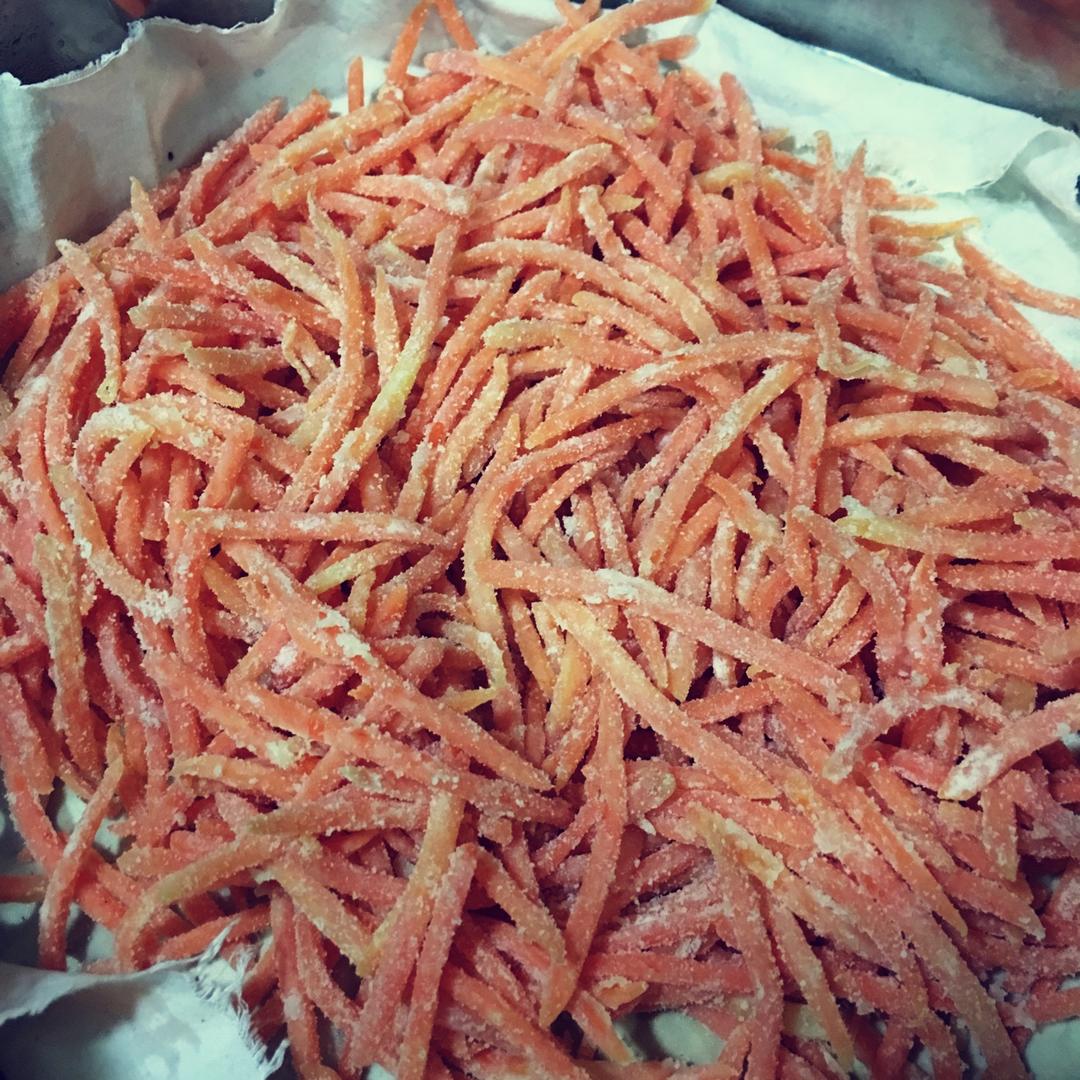 粉蒸胡萝卜丝
