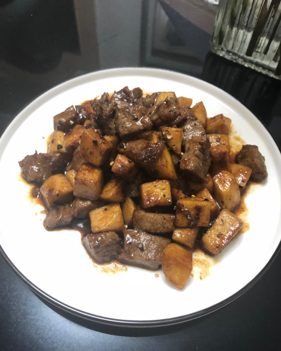 黑胡椒杏鲍菇牛肉粒