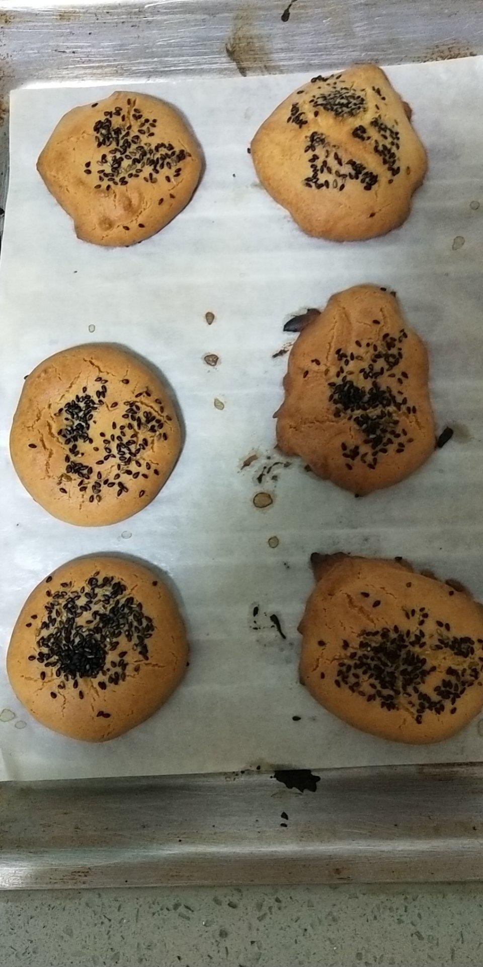 轻轻一按就碎掉的原味桃酥（不输猪油版）