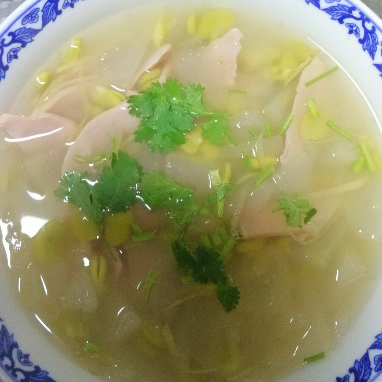 火腿蚕豆冬瓜汤