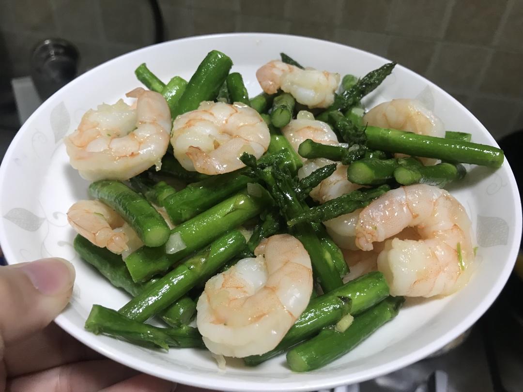 清炒芦笋虾仁