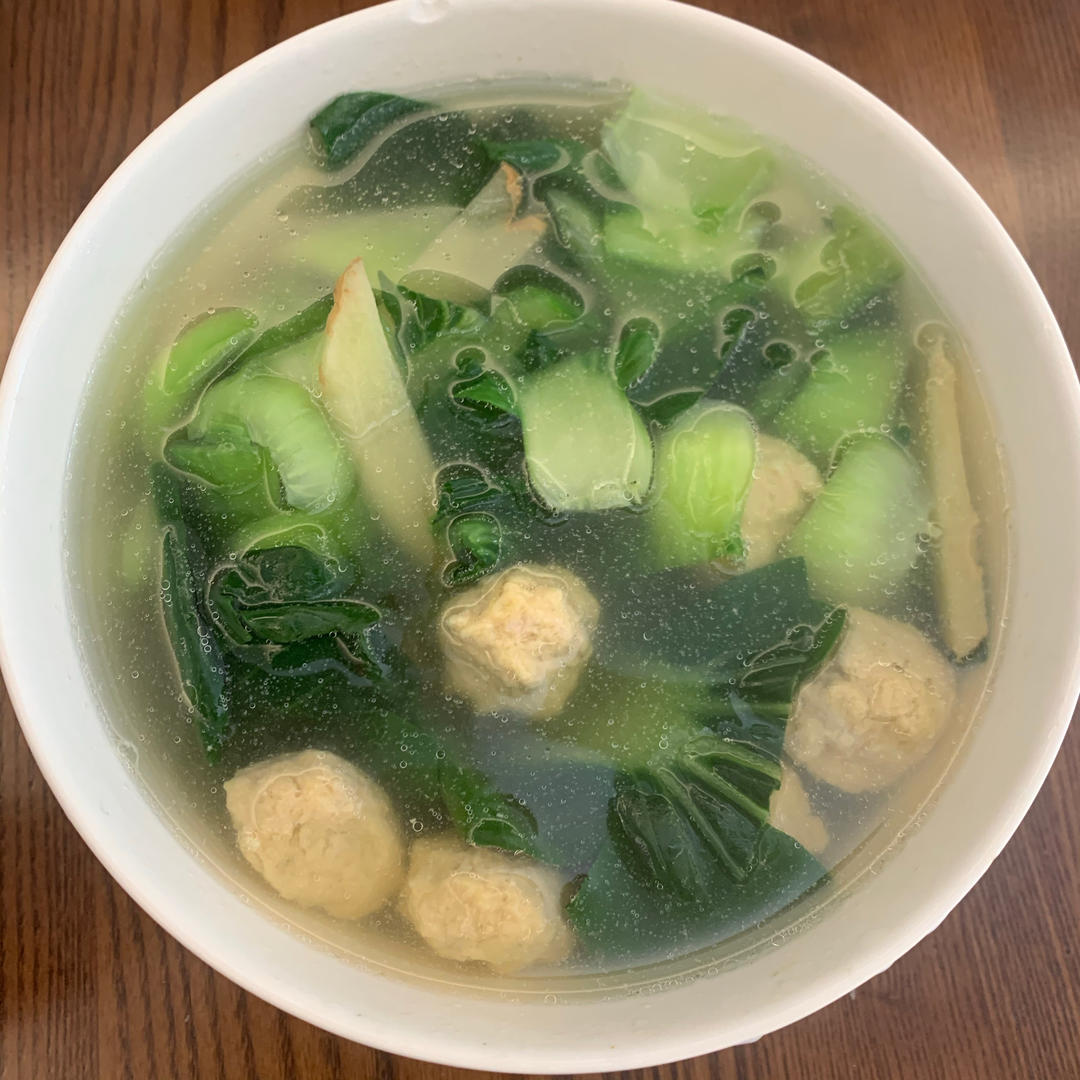 家传浓汤西红柿🍅猪肉丸子汤