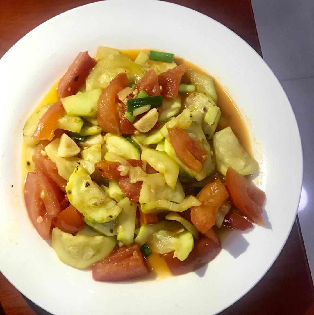 西葫芦炒番茄