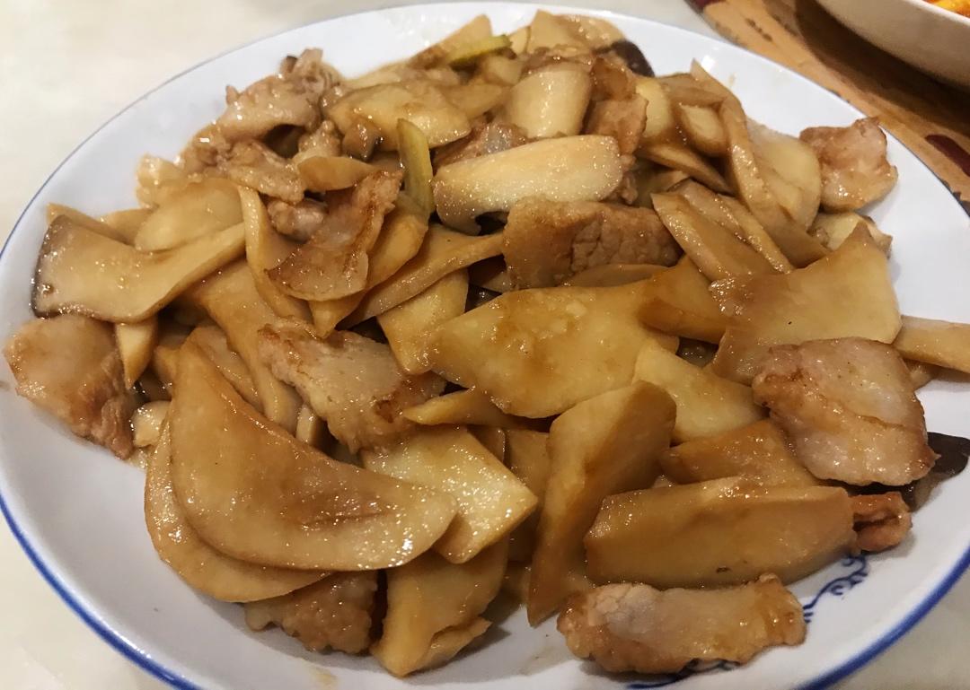 炒鸡腿菇
